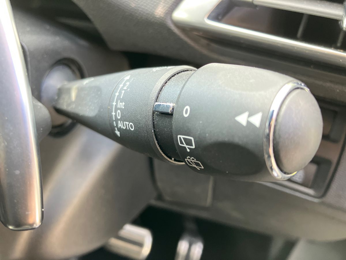 Used Peugeot 5008 2022 for sale - 75970641: Photo 41