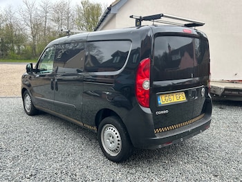 Used Vauxhall Combo 2017 for sale - 78078194: Photo