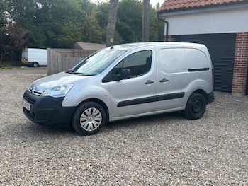 Used Citroen Berlingo 2017 for sale - 79306987: Photo