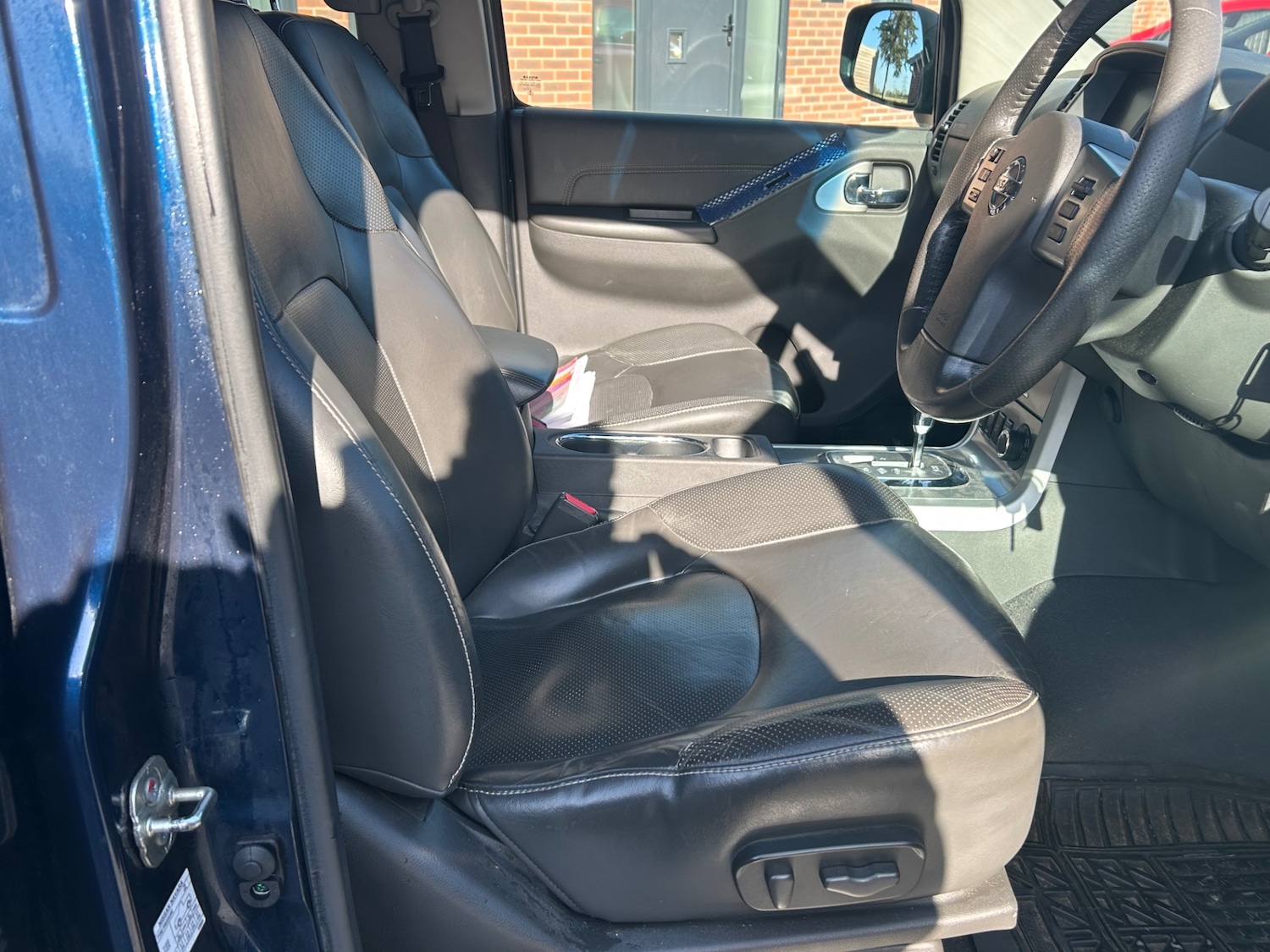 Used Nissan Navara 2012 for sale - 78161919: Photo 7