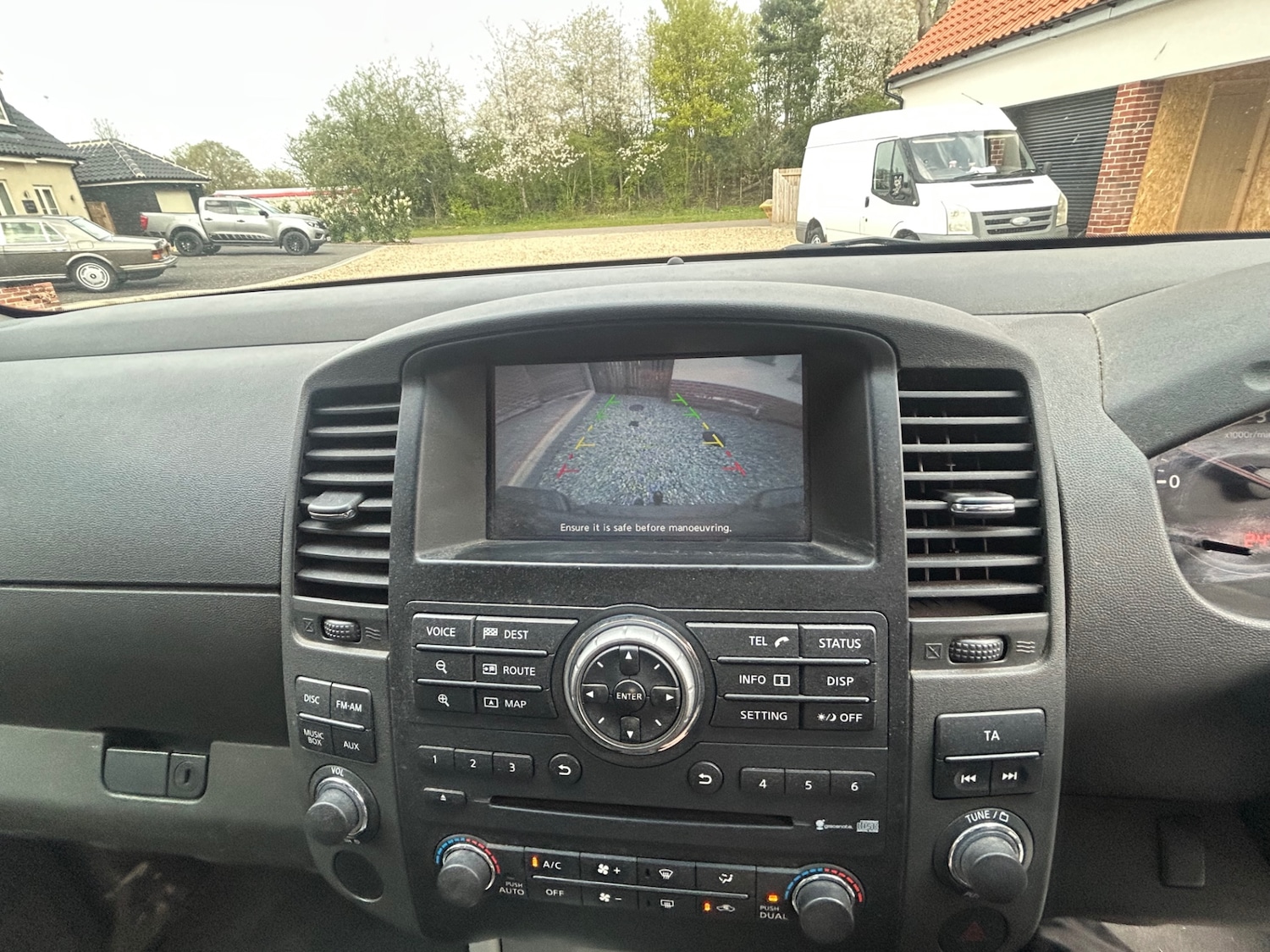 Used Nissan Navara 2015 for sale - 78177193: Photo 12