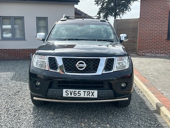 Used Nissan Navara 2015 for sale - 78177193: Photo