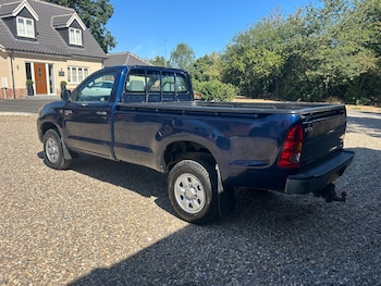 Used Toyota Hilux 2007 for sale - 79340528: Photo