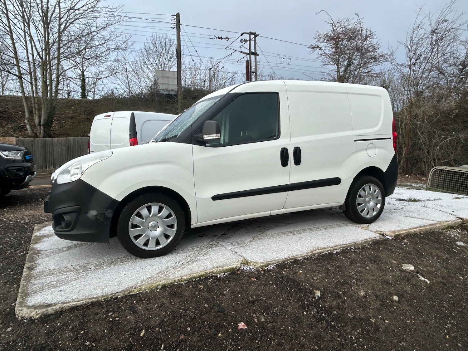 Used Vauxhall Combo 2018 for sale - 76831231: Photo 3