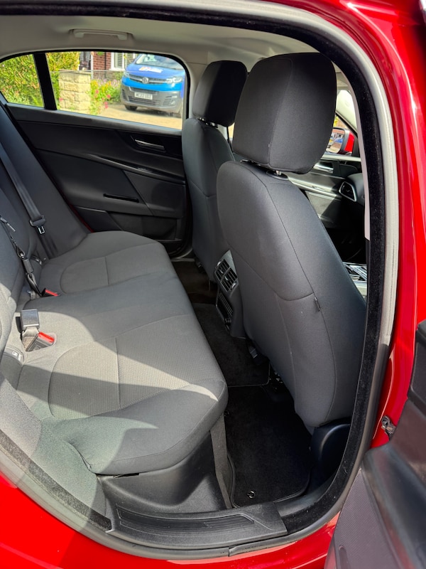 Used Jaguar XE 2015 for sale - 75084727: Photo 15