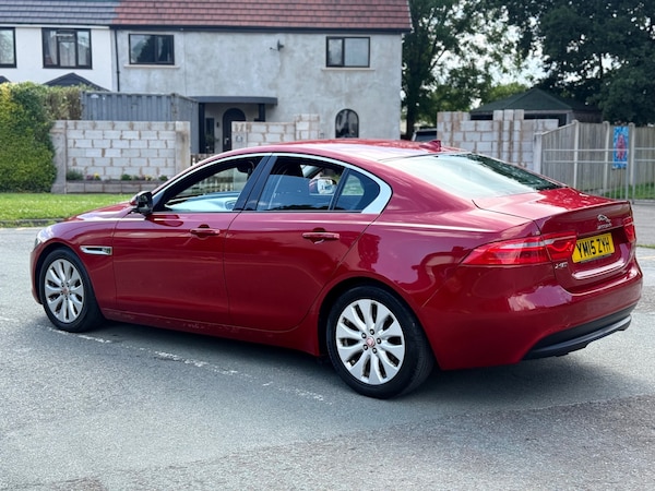 Used Jaguar XE 2015 for sale - 75084727: Photo 7