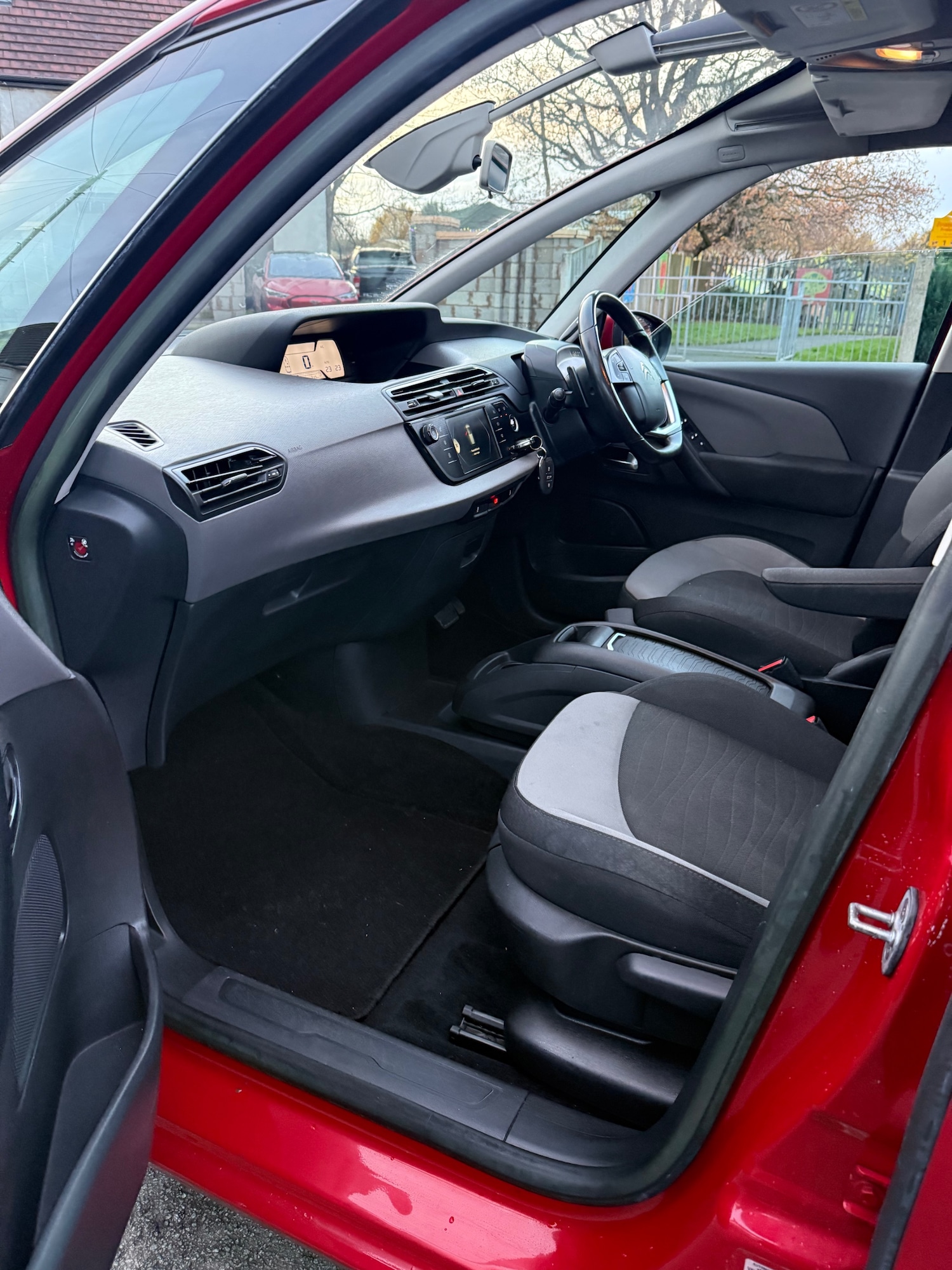 Used Citroen C4 Picasso 2014 for sale - 76780441: Photo 16