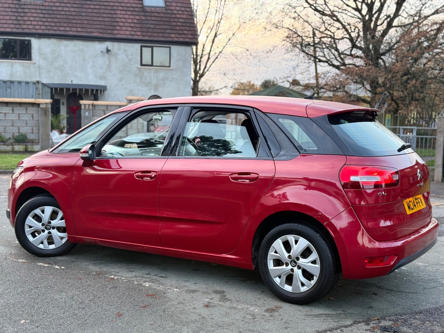 Used Citroen C4 Picasso 2014 for sale - 76780441: Photo 5