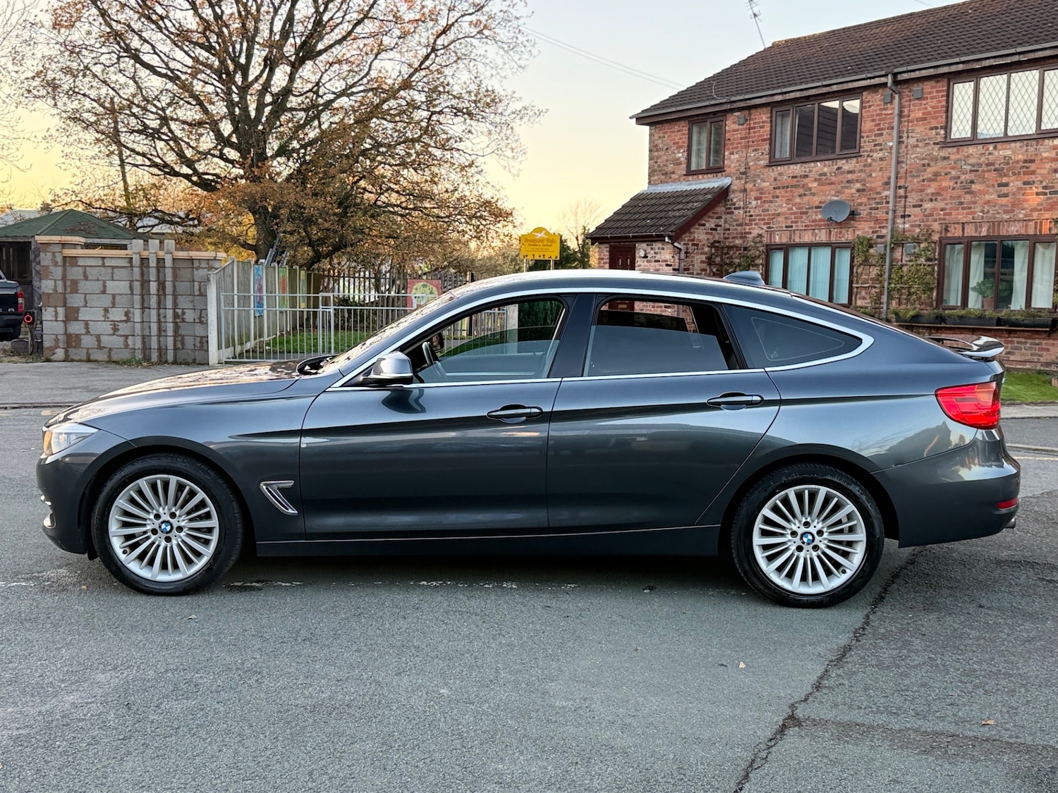 Used BMW 3 Series 2013 for sale - 76640380: Photo 9