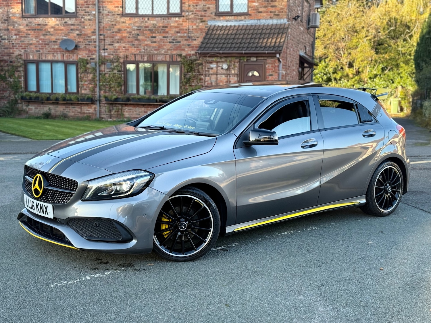 Used Mercedes-Benz A-Class 2016 for sale - 76640936: Photo 2