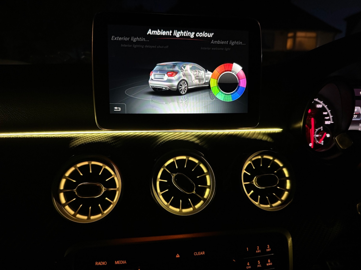 Used Mercedes-Benz A-Class 2016 for sale - 76640936: Photo 29