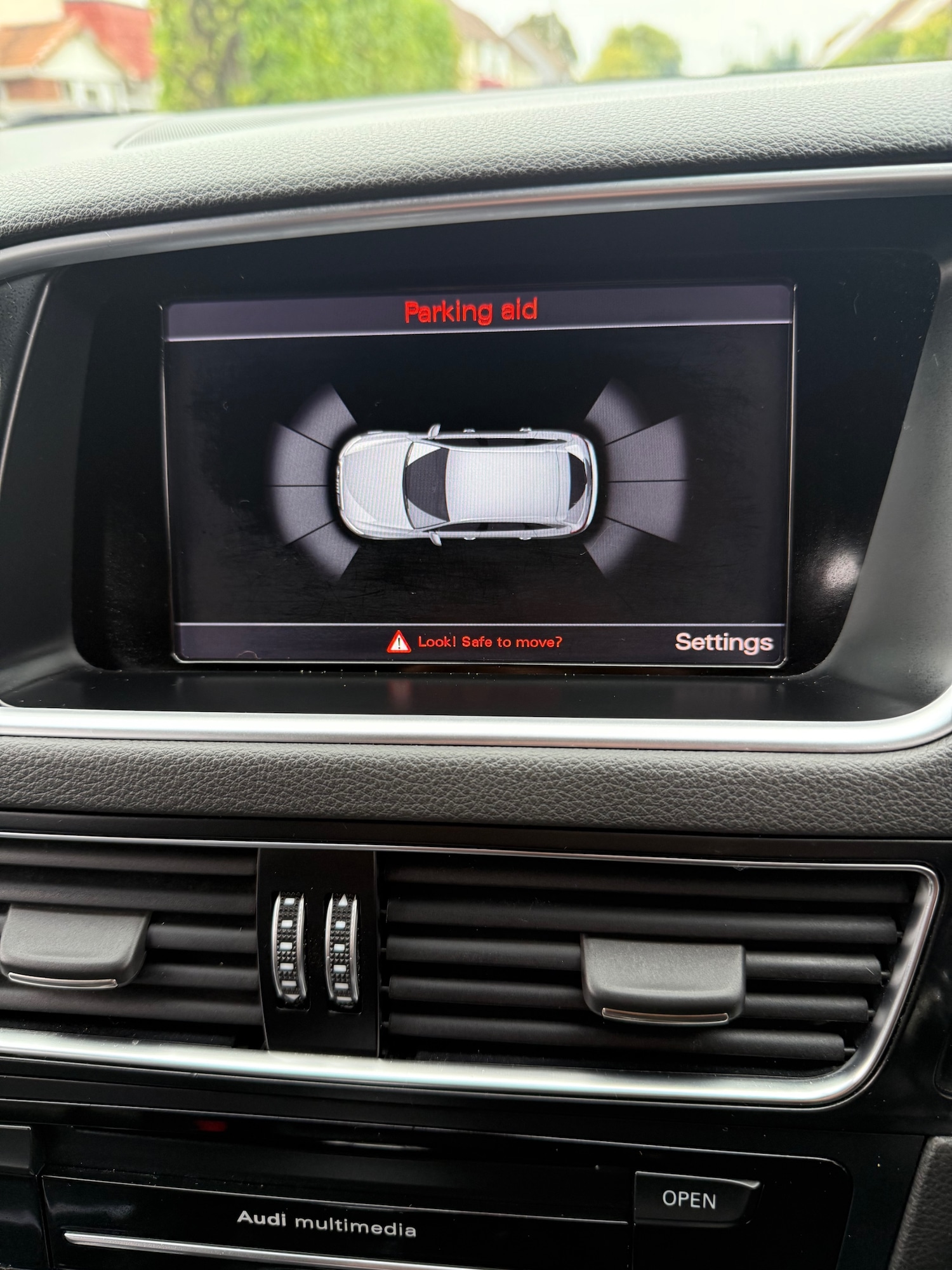 Used Audi Q5 2015 for sale - 76265809: Photo 32