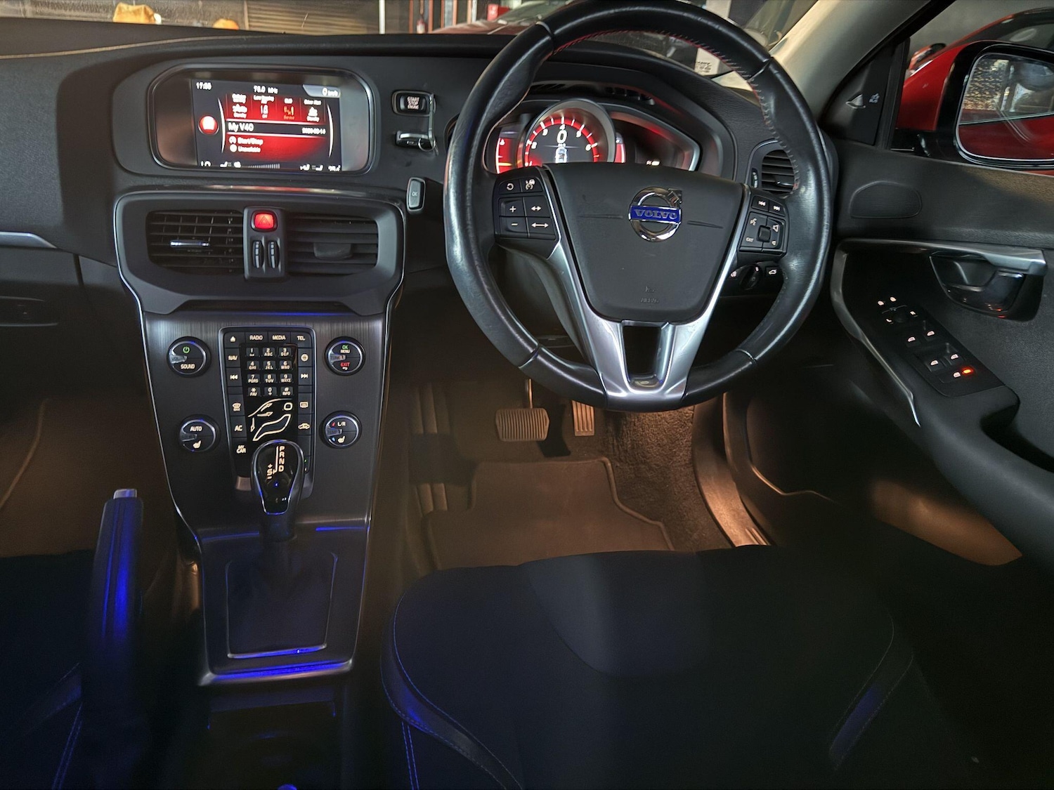 Used Volvo V40 for sale - 78007780: Photo 15