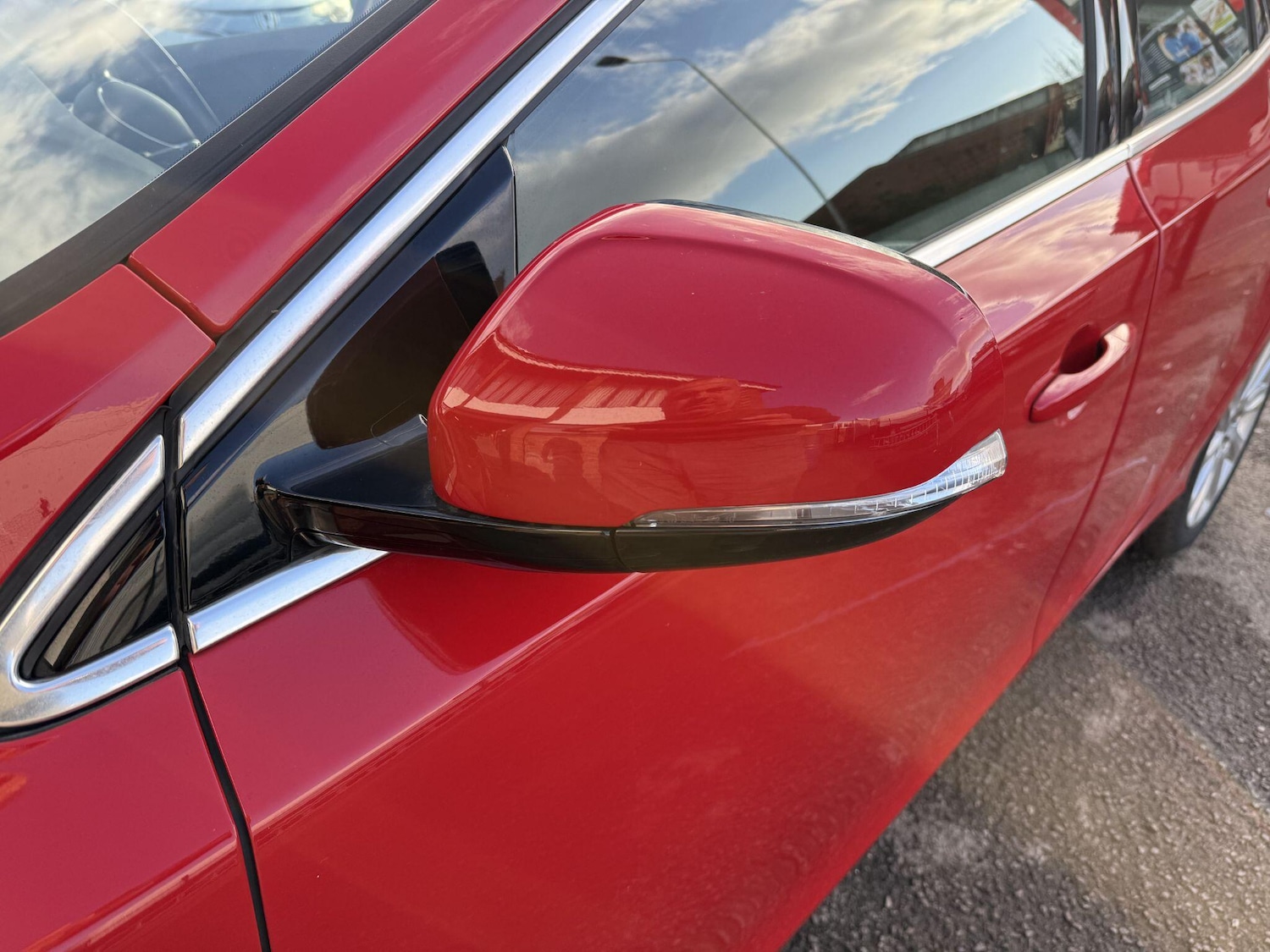 Used Volvo V40 for sale - 78007780: Photo 42