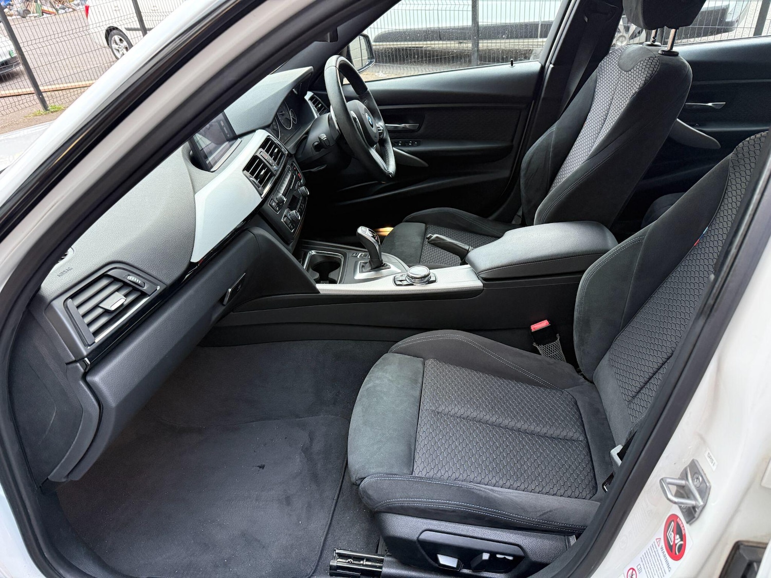 Used BMW 3 Series for sale - 78087163: Photo 36