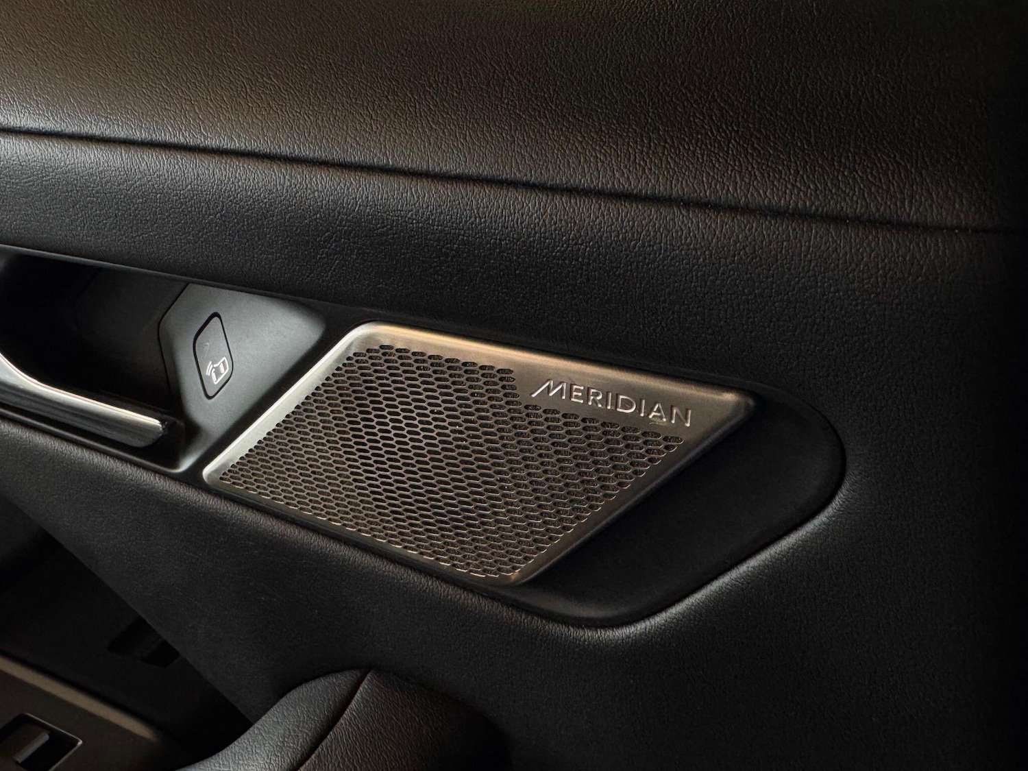 Used Jaguar I-Pace 2019 for sale - 78034448: Photo 14