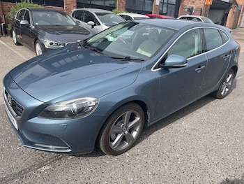 Used Volvo V40 2013 for sale - 79169392: Photo