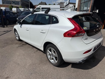 Used Volvo V40 2015 for sale - 78684753: Photo