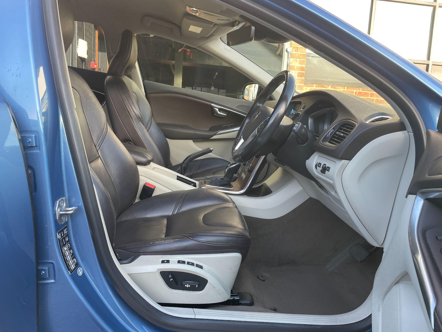 Used Volvo V40 for sale - 78007235: Photo 11