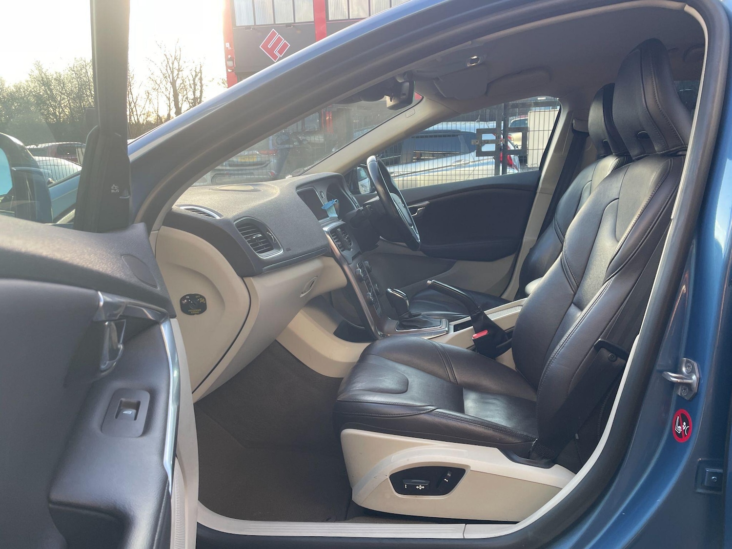 Used Volvo V40 for sale - 78007235: Photo 13