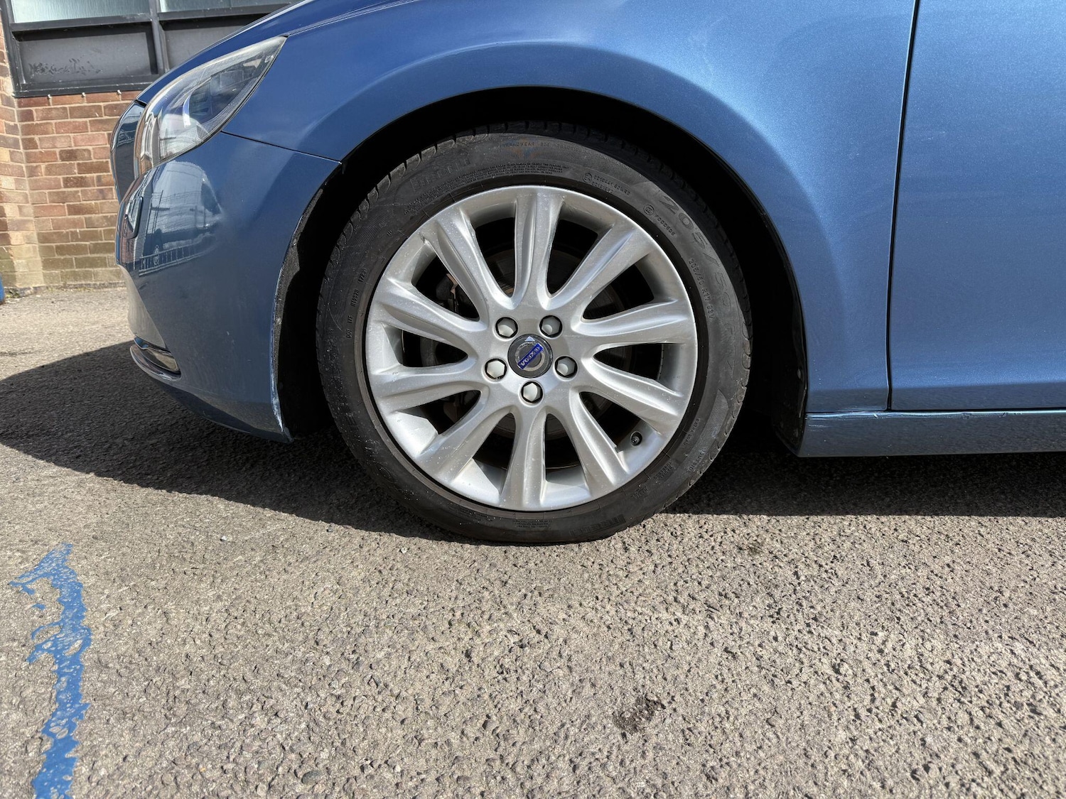 Used Volvo V40 for sale - 78007235: Photo 31