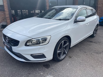 Used Volvo V60 2014 for sale - 78684487: Photo