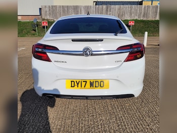 Used Vauxhall Insignia 2017 for sale - 76134586: Photo