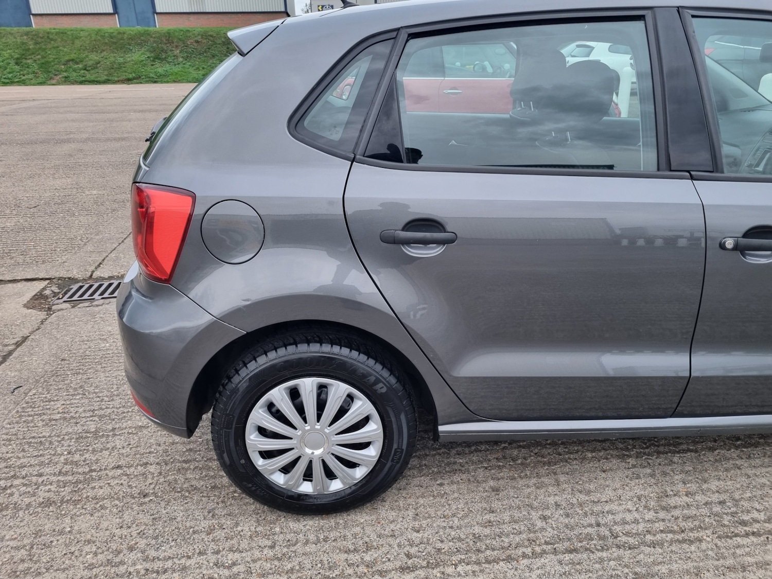 Used Volkswagen Polo 2017 for sale - 76347088: Photo 12