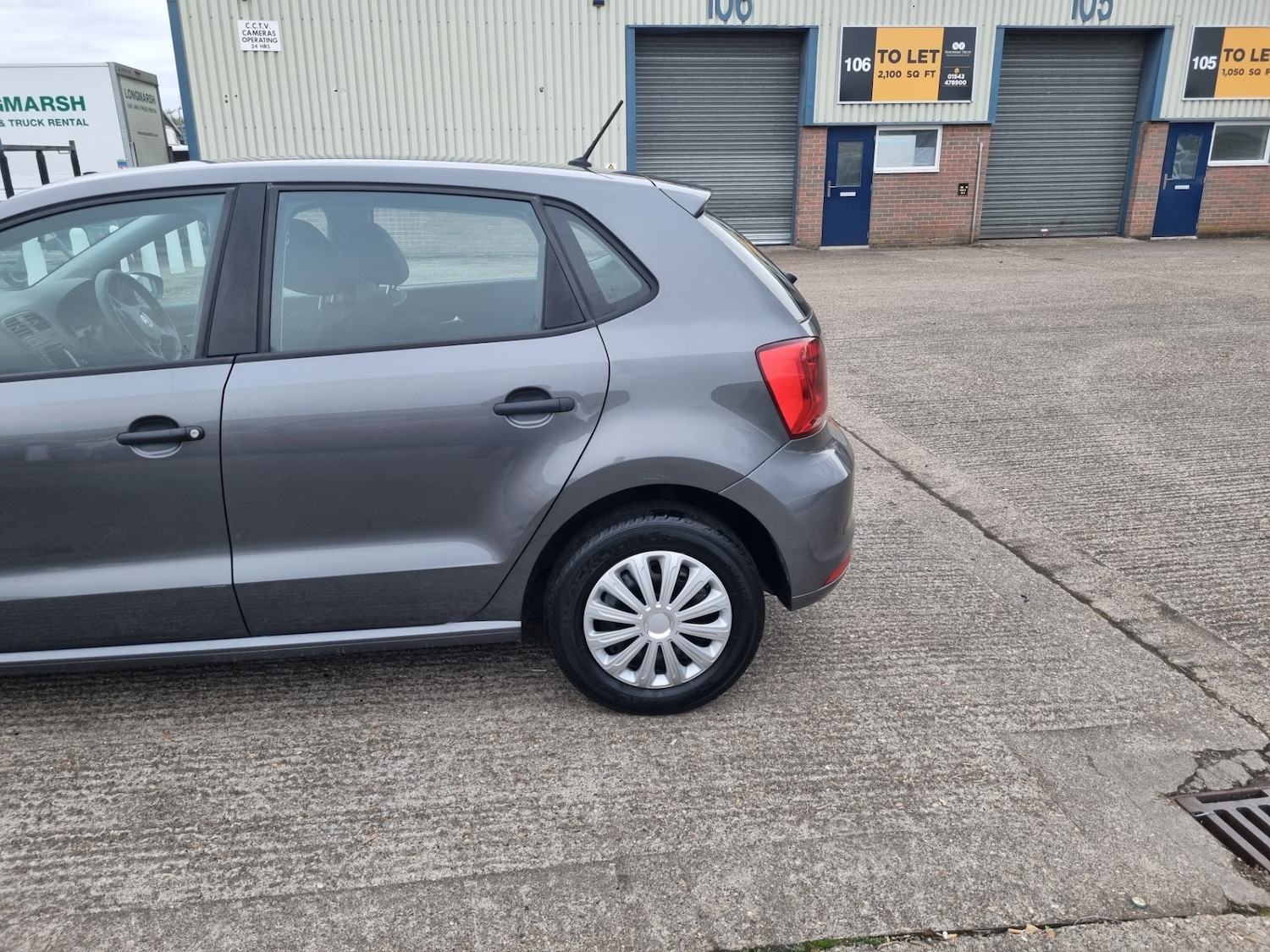 Used Volkswagen Polo 2017 for sale - 76347088: Photo 7