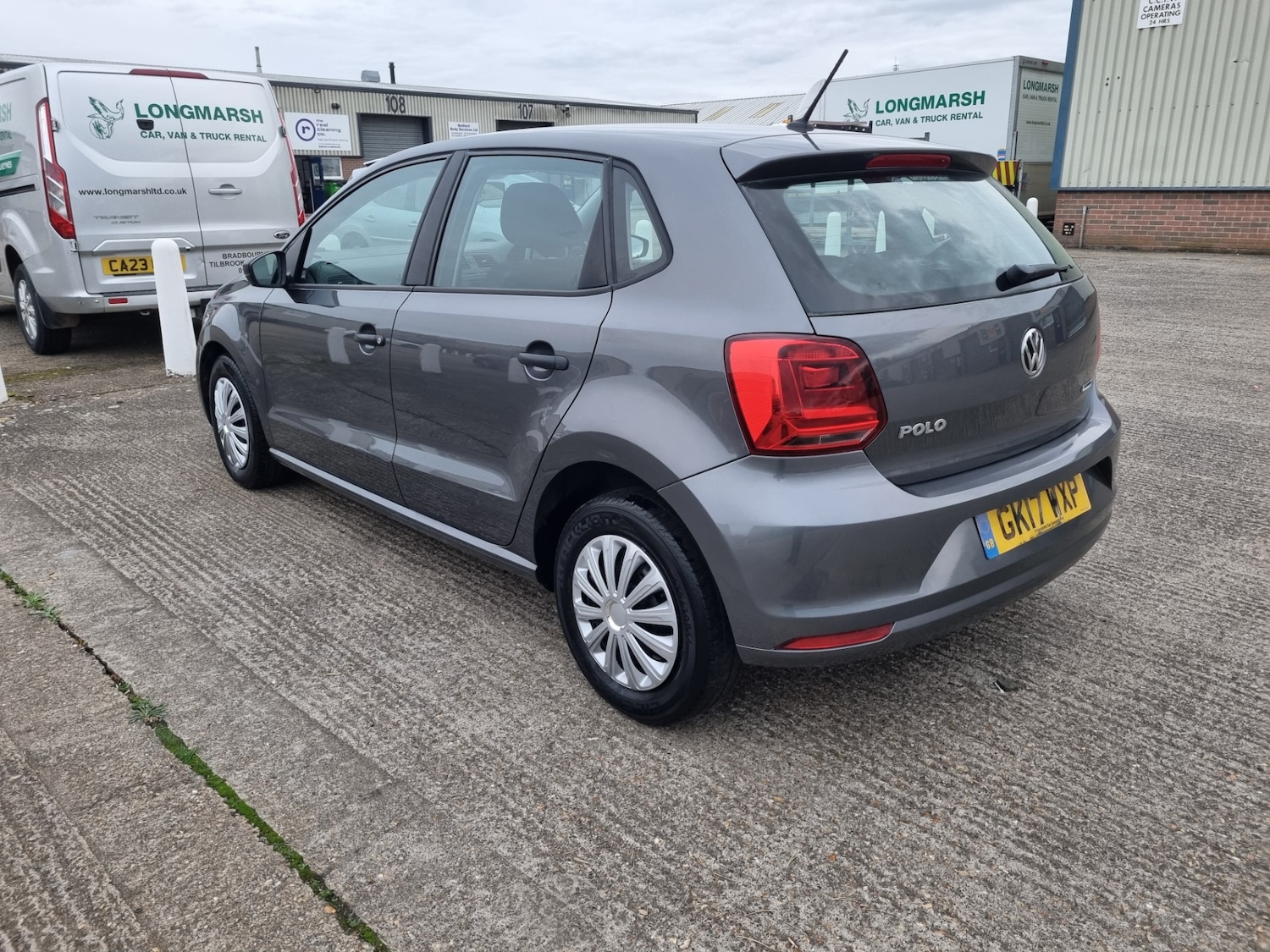 Used Volkswagen Polo 2017 for sale - 76347088: Photo 8