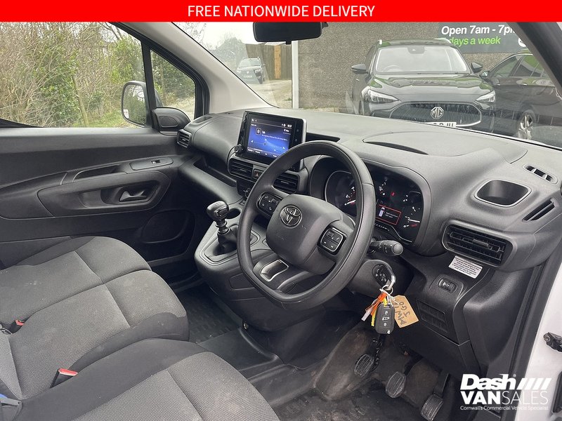 Used Toyota ProAce 2022 for sale - 76374660: Photo 13