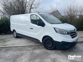 Renault Trafic feature image