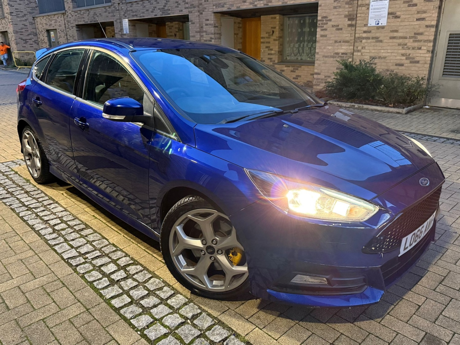 Used Ford Focus 2016 for sale - 76640931: Photo 2