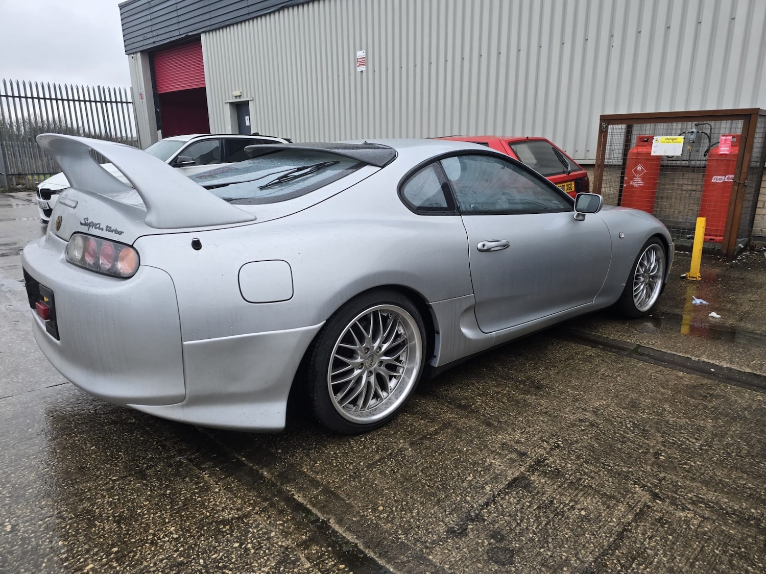 Used Toyota Supra 2002 for sale - 77657437: Photo 4