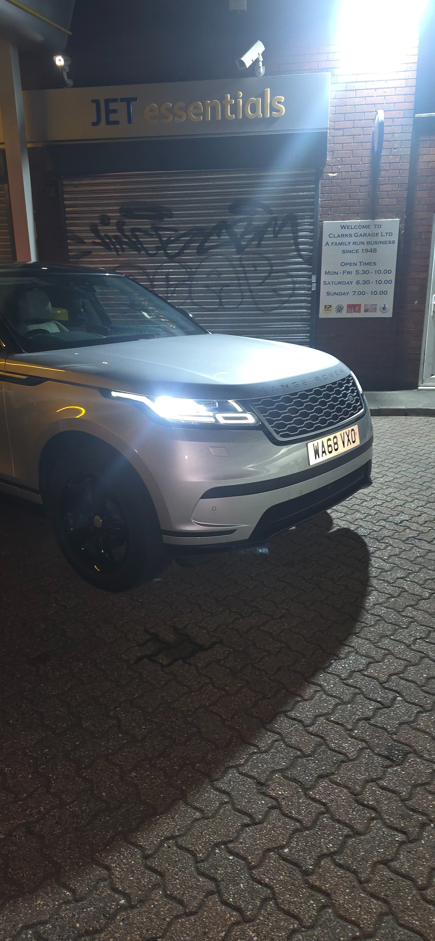Used Land Rover Range Rover Velar 2018 for sale - 76306089: Photo 10