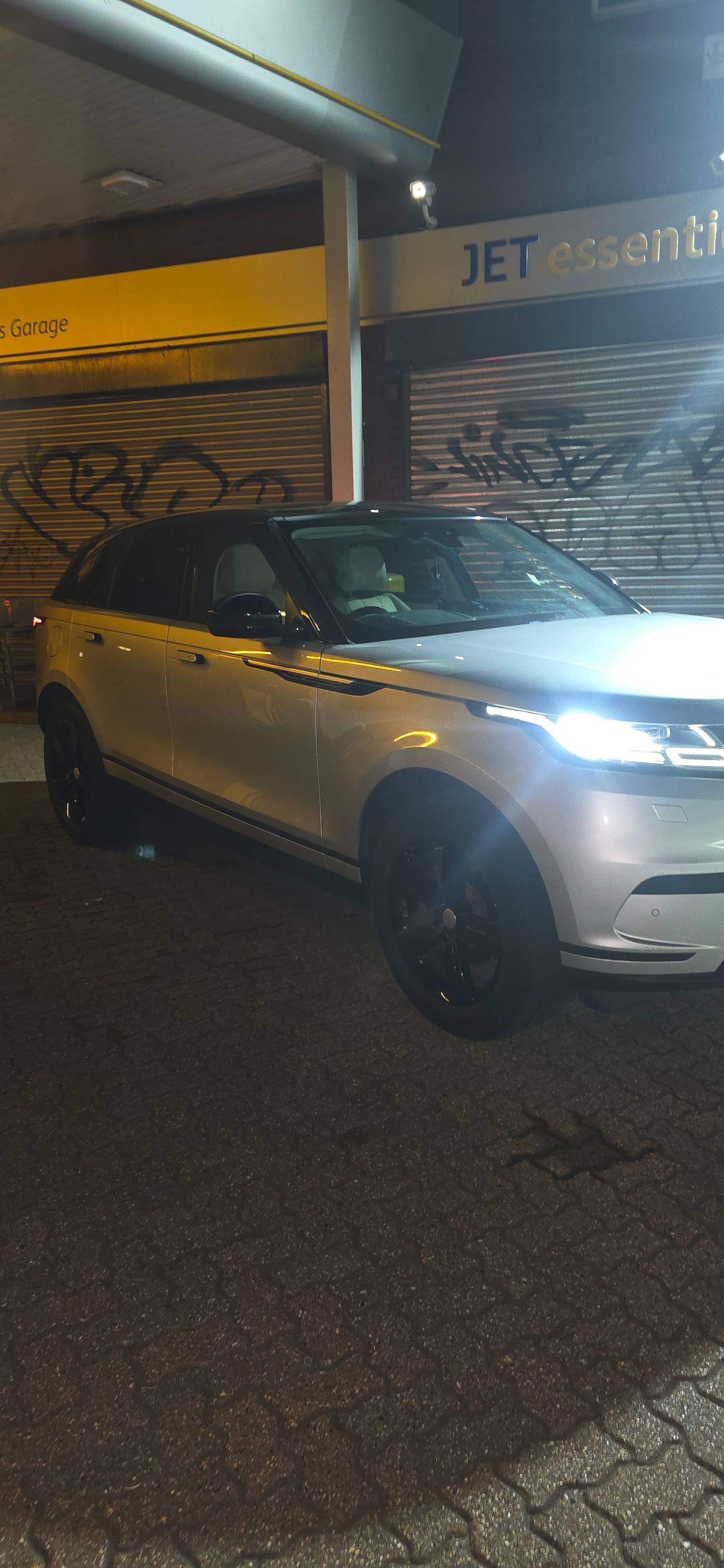 Used Land Rover Range Rover Velar 2018 for sale - 76306089: Photo 12