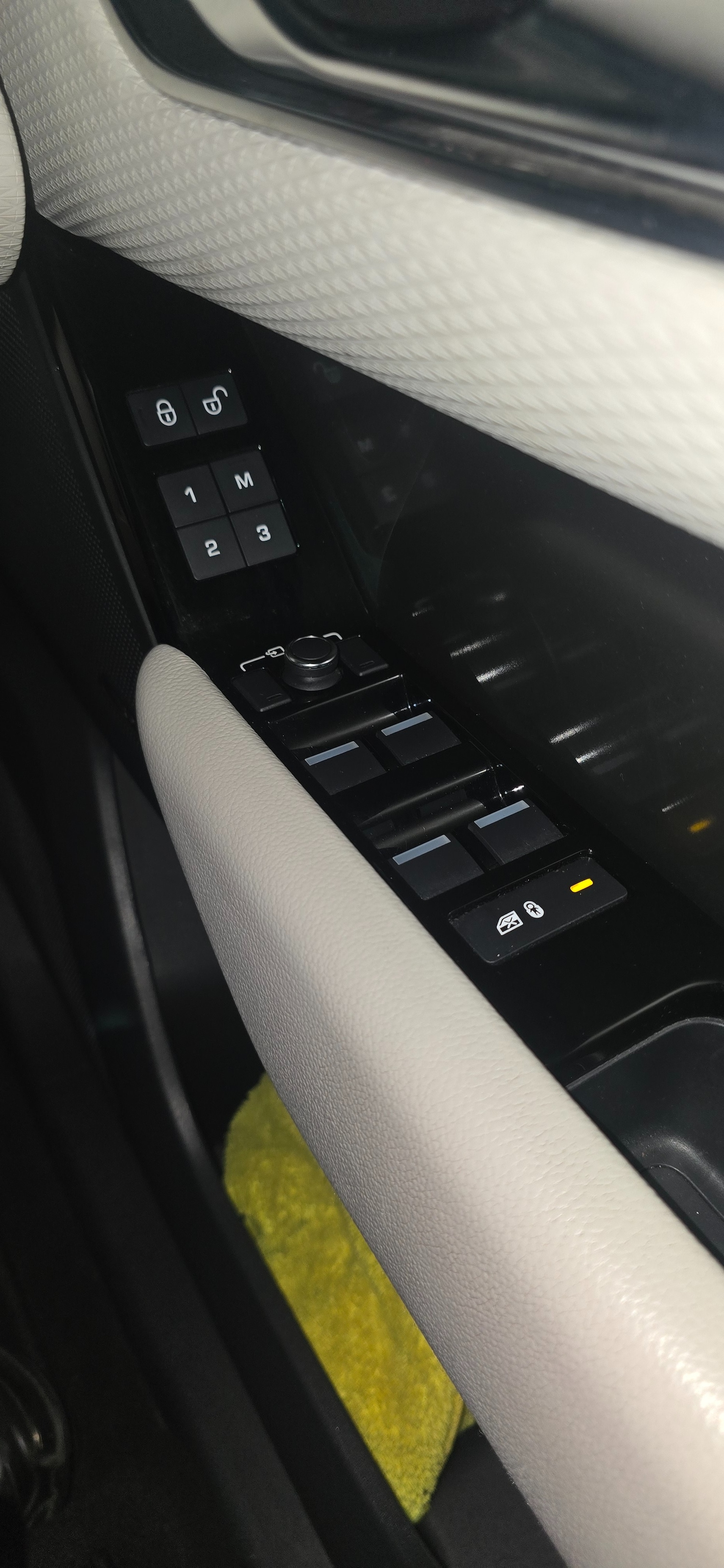 Used Land Rover Range Rover Velar 2018 for sale - 76306089: Photo 17