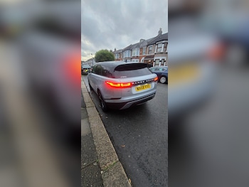 Land Rover - Range Rover Velar