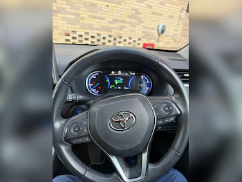 Used Toyota RAV4 2021 for sale - 76455728: Photo