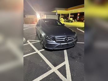 Used Mercedes-Benz E Class 2019 for sale - 76528696: Photo