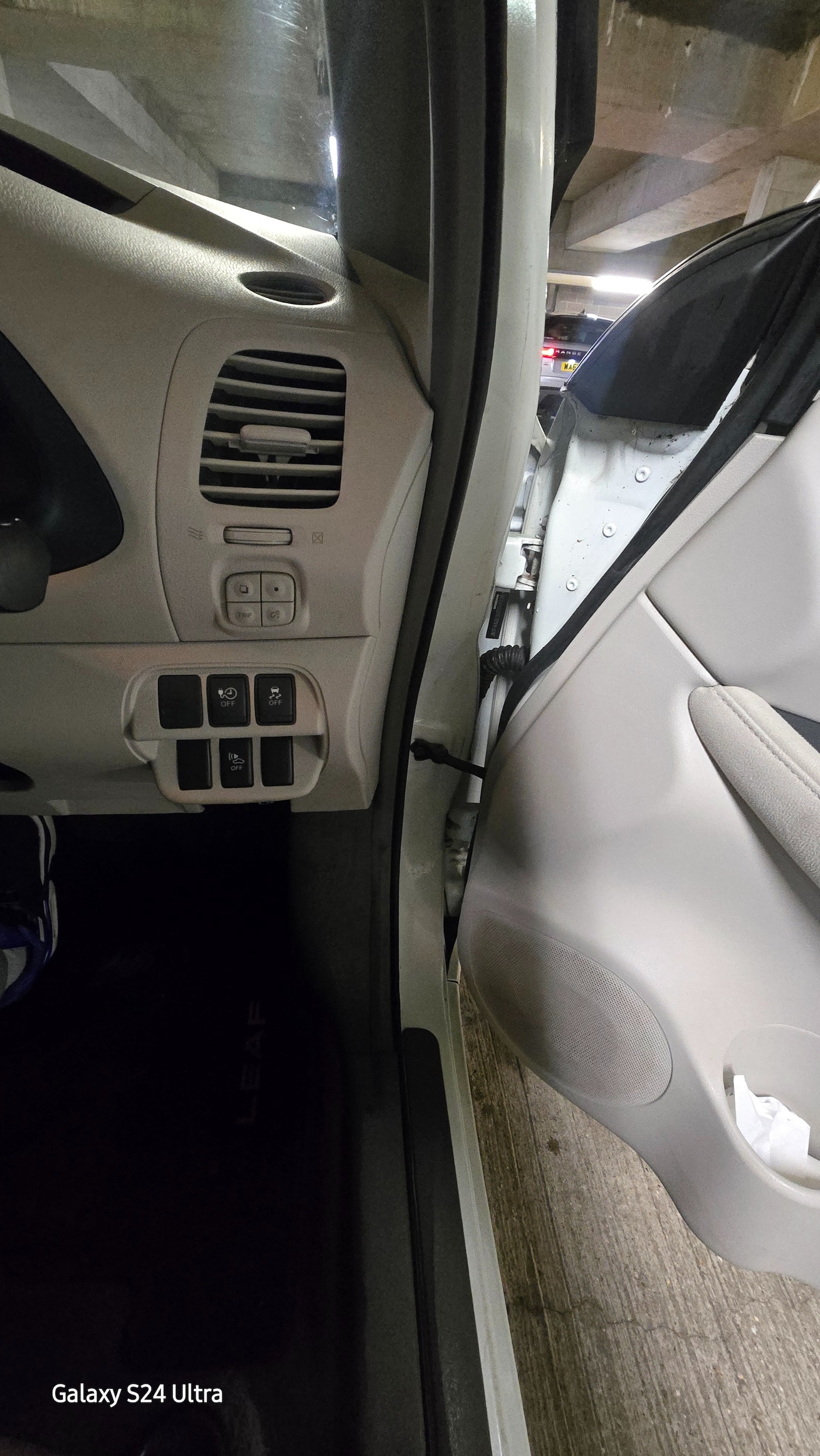 Used Nissan Leaf 2011 for sale - 77442194: Photo 11