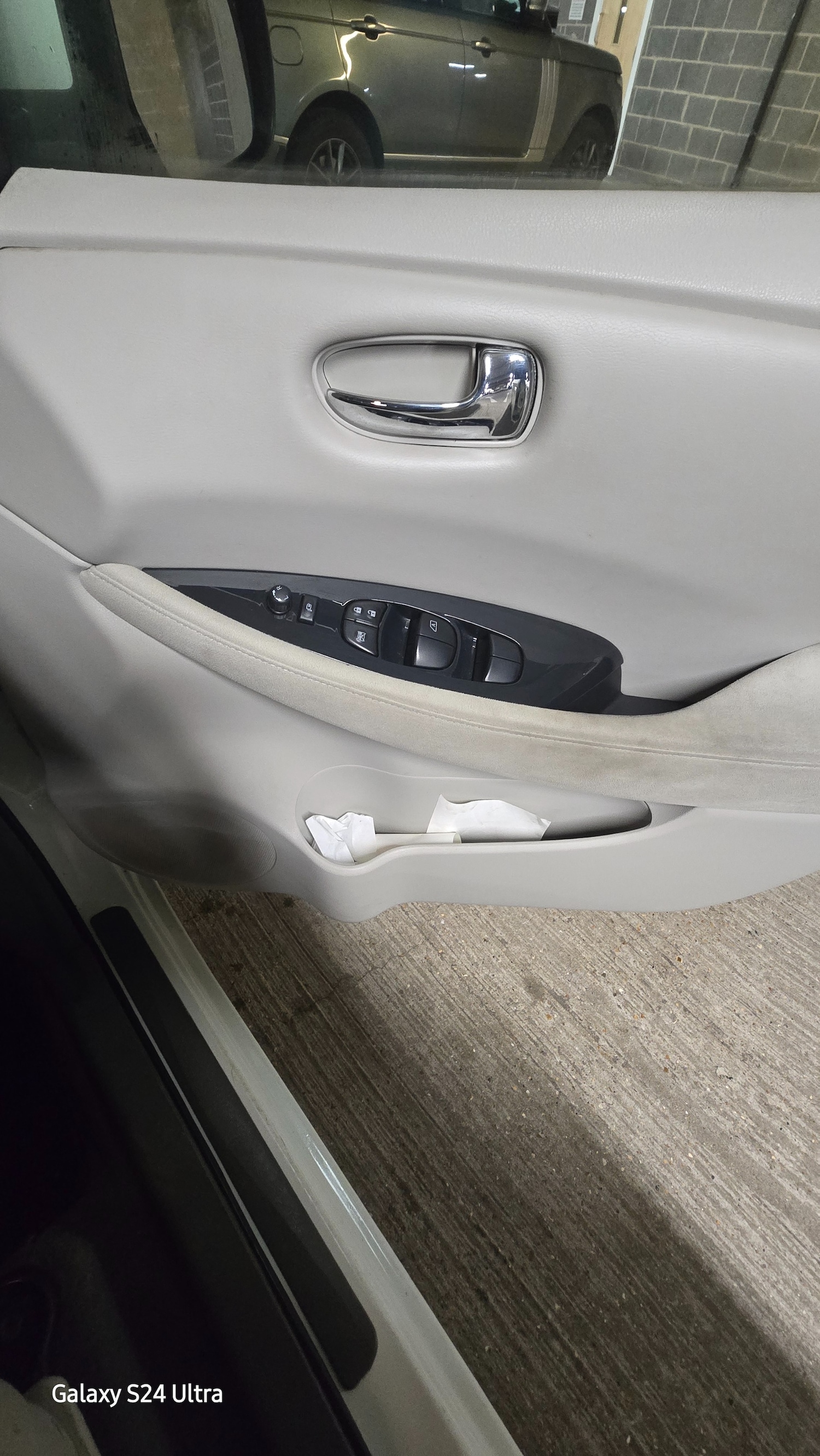 Used Nissan Leaf 2011 for sale - 77442194: Photo 12