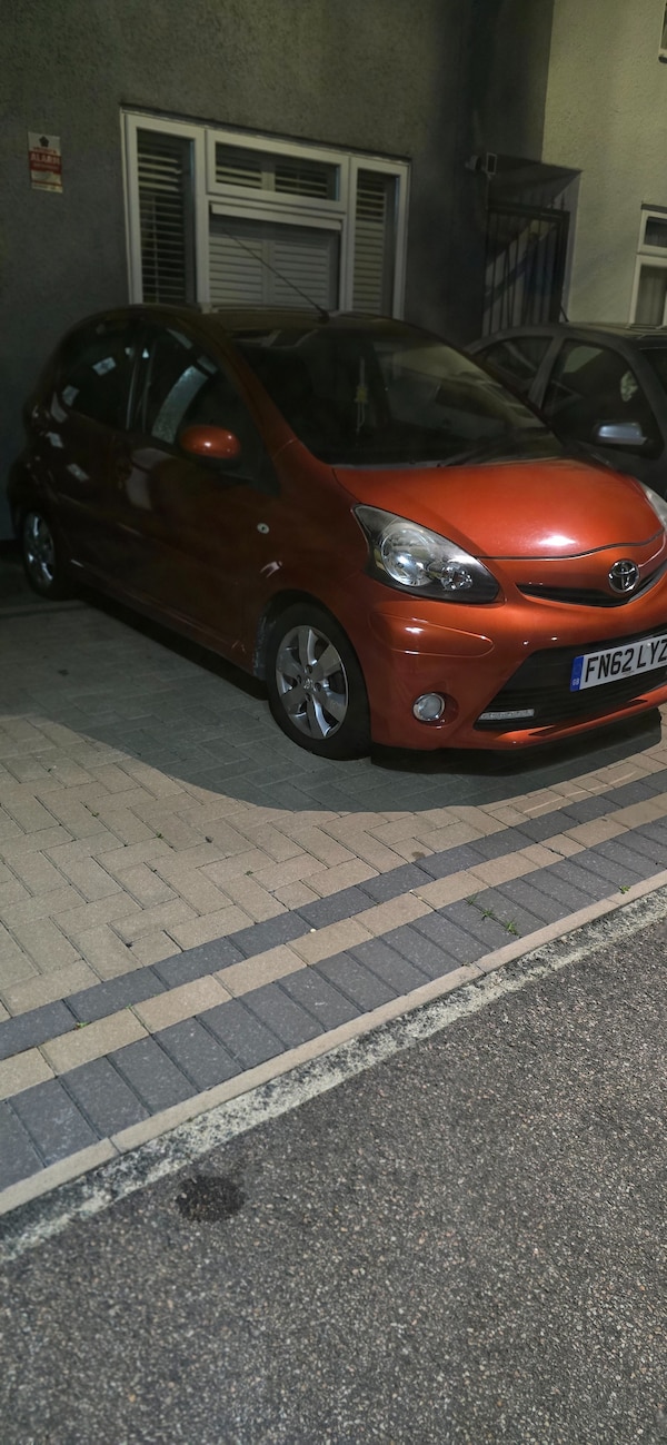 Used Toyota AYGO 2012 for sale - 76306101: Photo 1