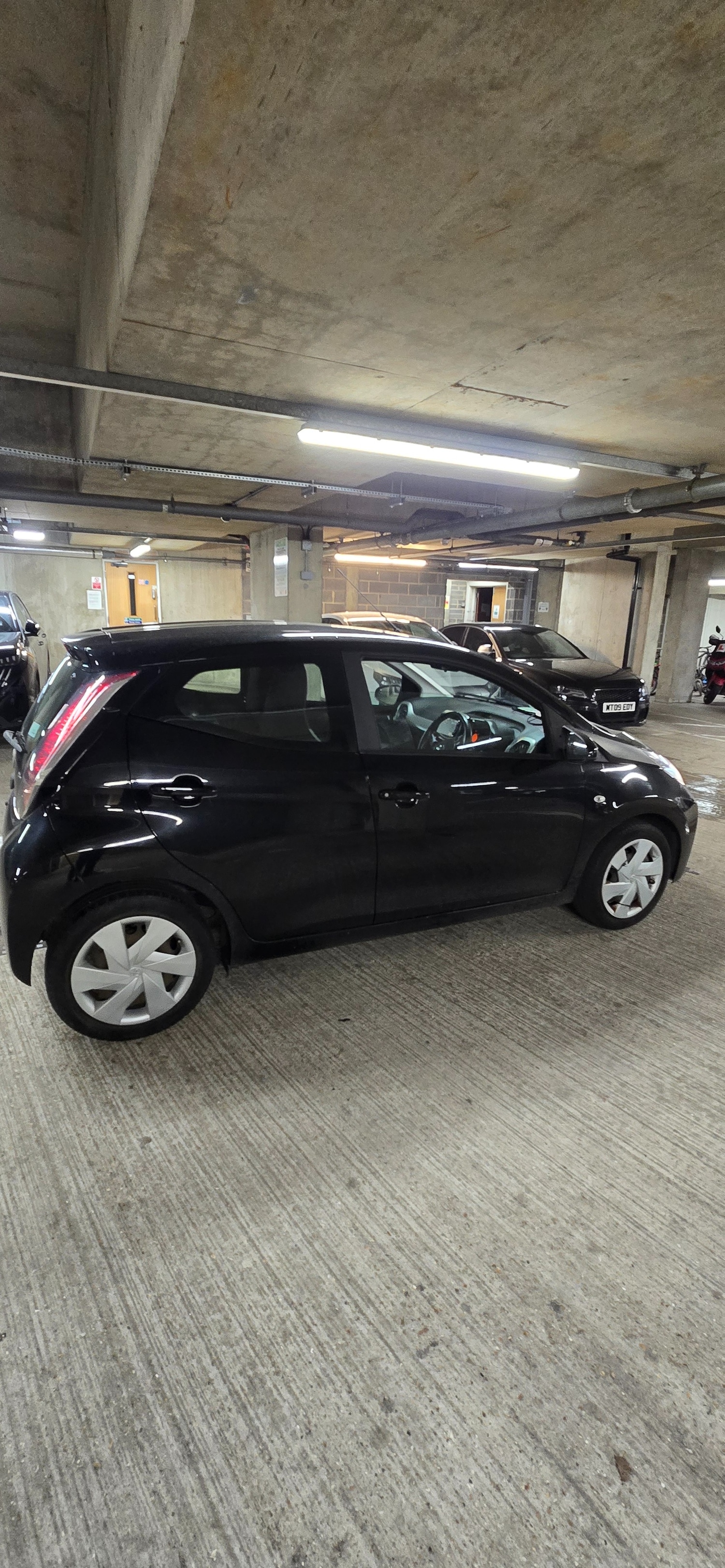Used Toyota AYGO 2016 for sale - 76712326: Photo 10