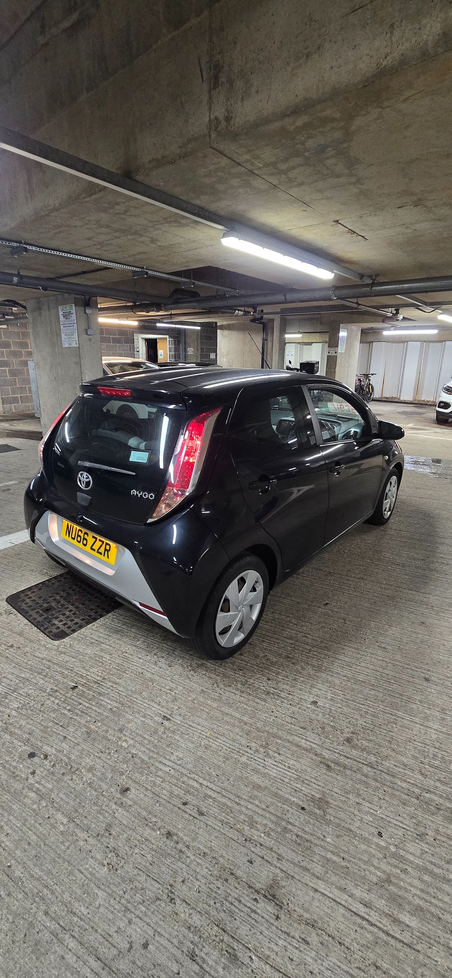 Used Toyota AYGO 2016 for sale - 76712326: Photo 9