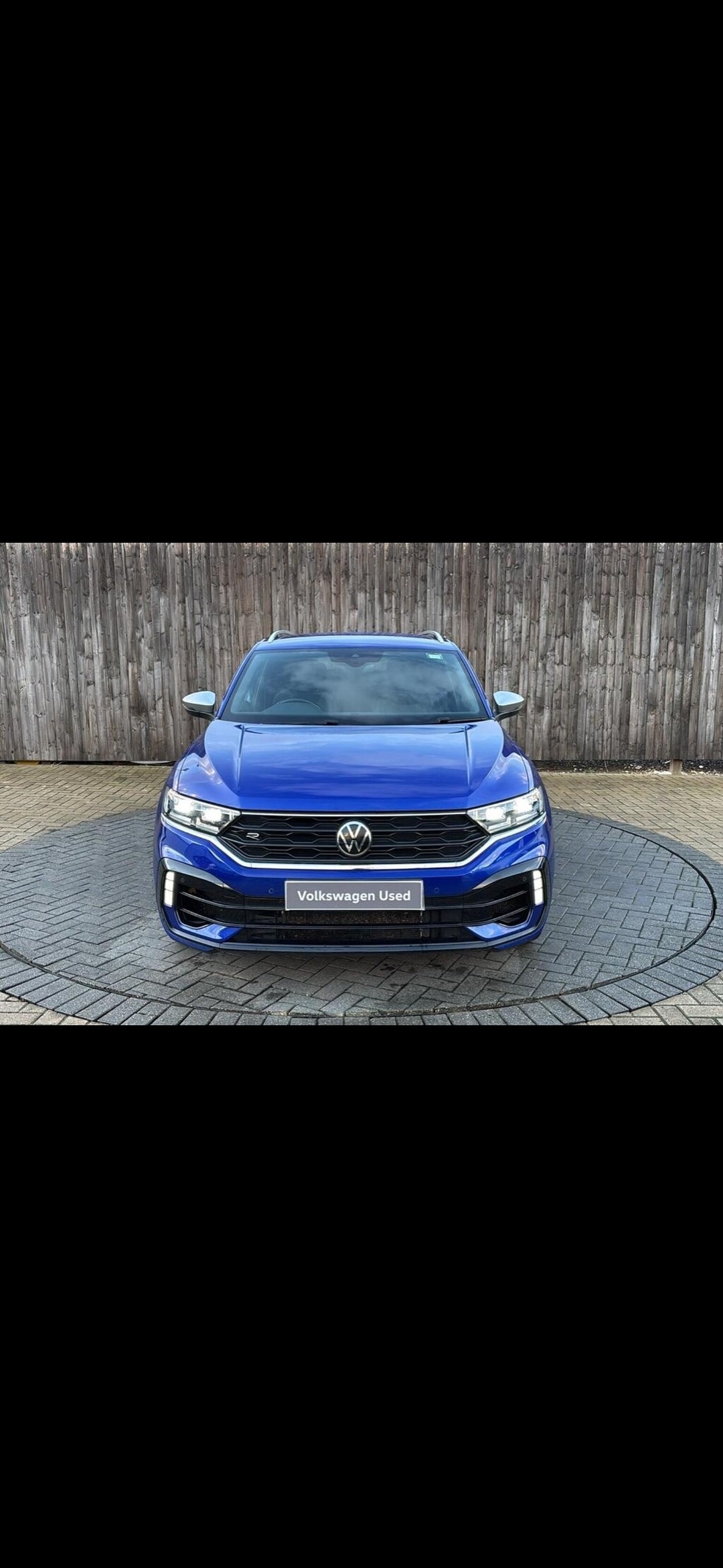 Used Volkswagen T-Roc 2021 for sale - 76866972: Photo 2