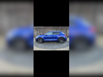 Used Volkswagen T-Roc 2021 for sale - 76866972: Photo