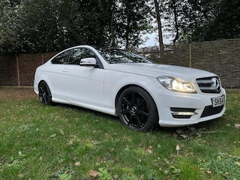 Mercedes-Benz - C-Class