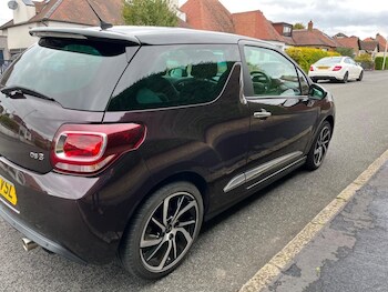 DS Automobiles - DS 3