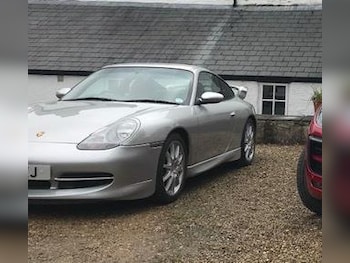 Porsche - 911